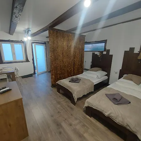 Belvarosi Apartmanhaz 2, 3 Szigetvár
