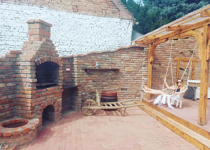 Belvarosi Apartmanhaz 2, 3 Apartament Szigetvár