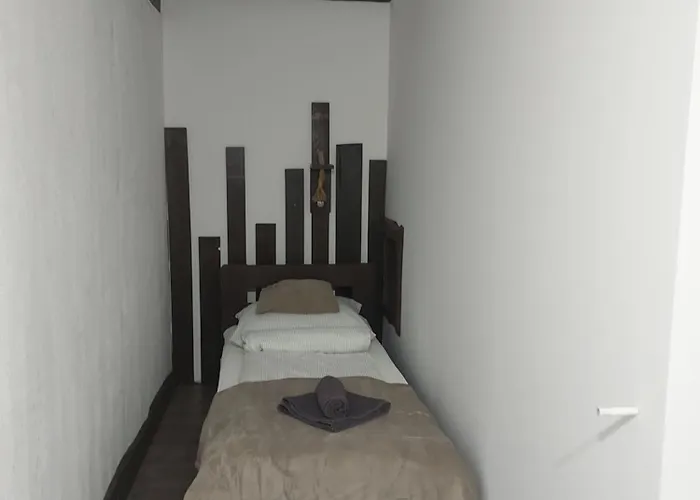 Belvarosi Apartmanhaz 2, 3 *